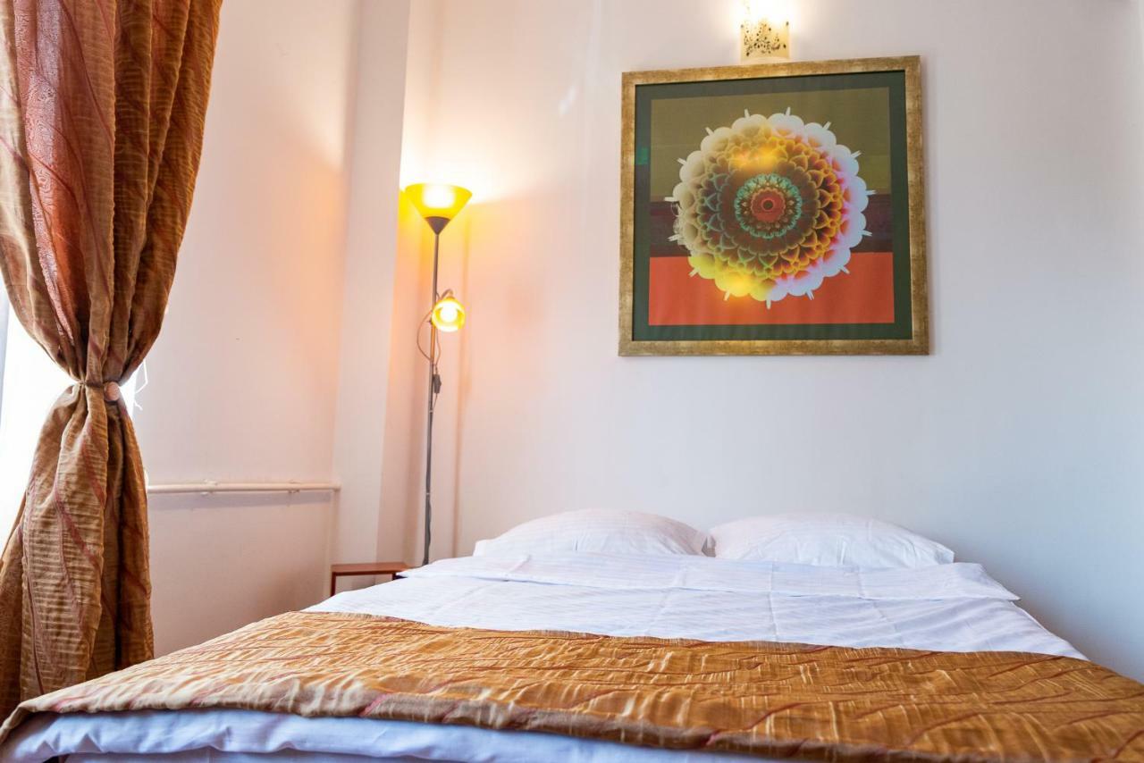 Bed&Wine In The Center Of Oradea Lejlighed Eksteriør billede